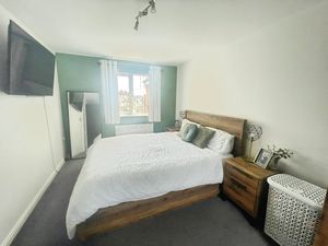 Photo 5- click for photo gallery